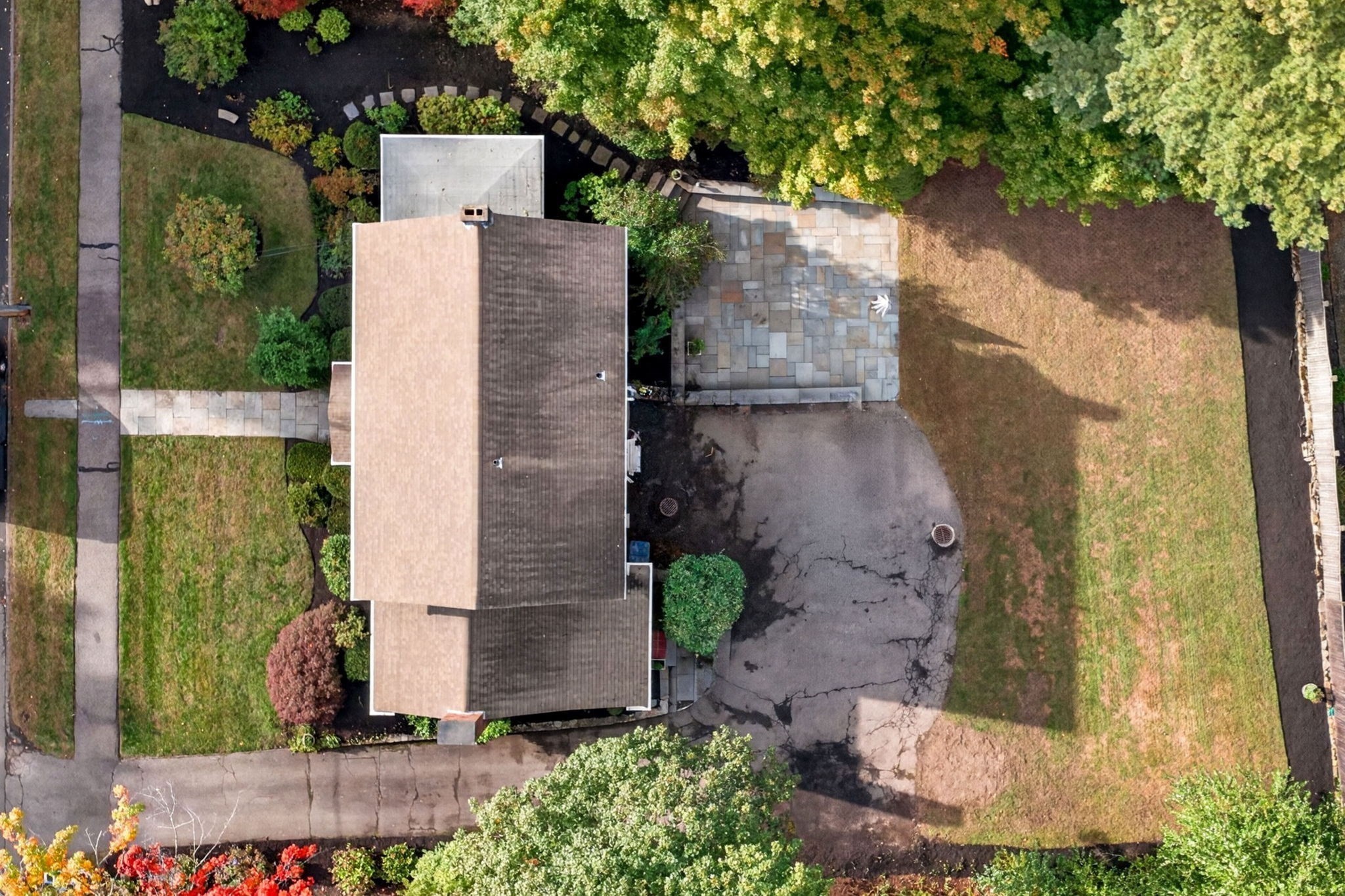 12 Grantland Road Wellesley, MA 02481 - Photo 30 of 31 Gallery Image 30