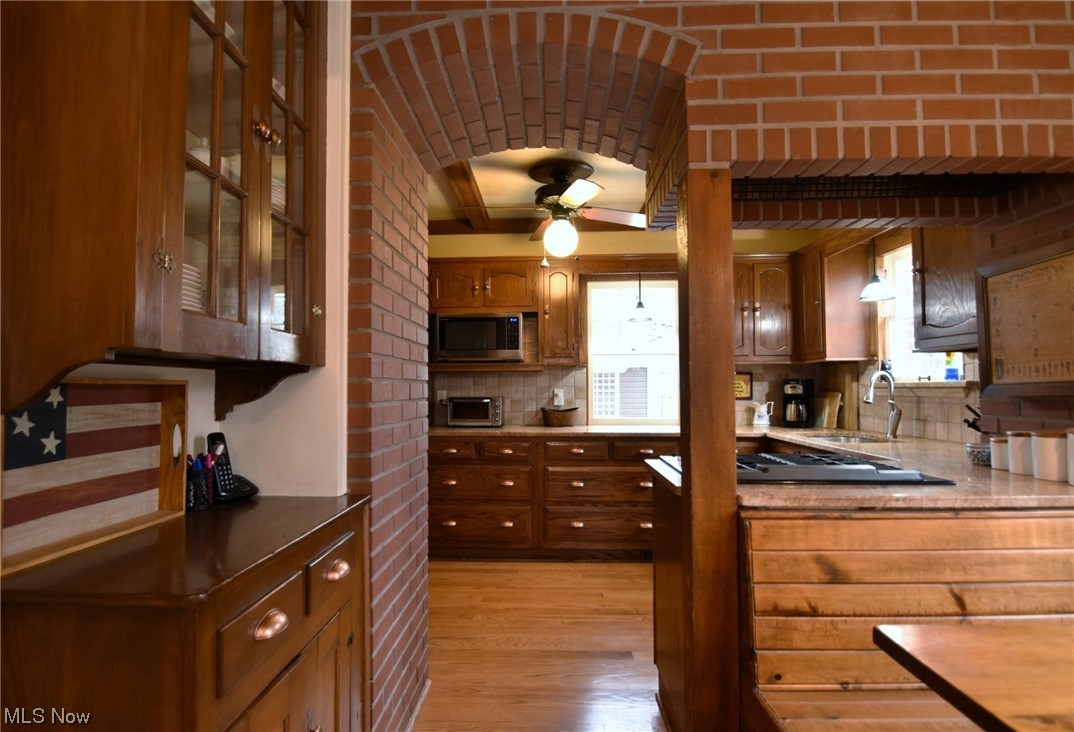 3712 Traver Road Beachwood, OH 44122 - Photo 17 of 43 Original butler's pantry storage