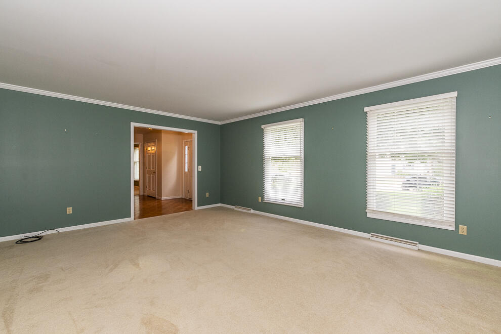 6332 Rothbury Street Portage, MI 49024 - Photo 11 of 51 RN5_1881