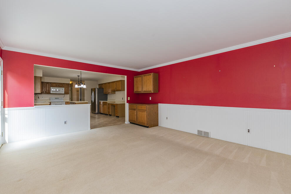 6332 Rothbury Street Portage, MI 49024 - Photo 14 of 51 RN5_1884