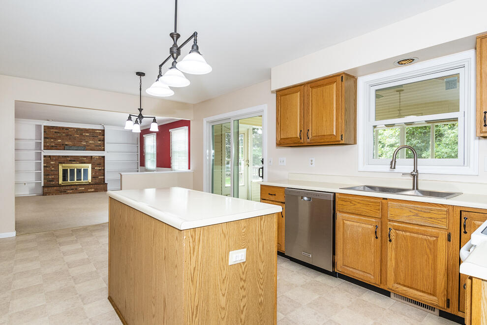 6332 Rothbury Street Portage, MI 49024 - Photo 20 of 51 RN5_1890