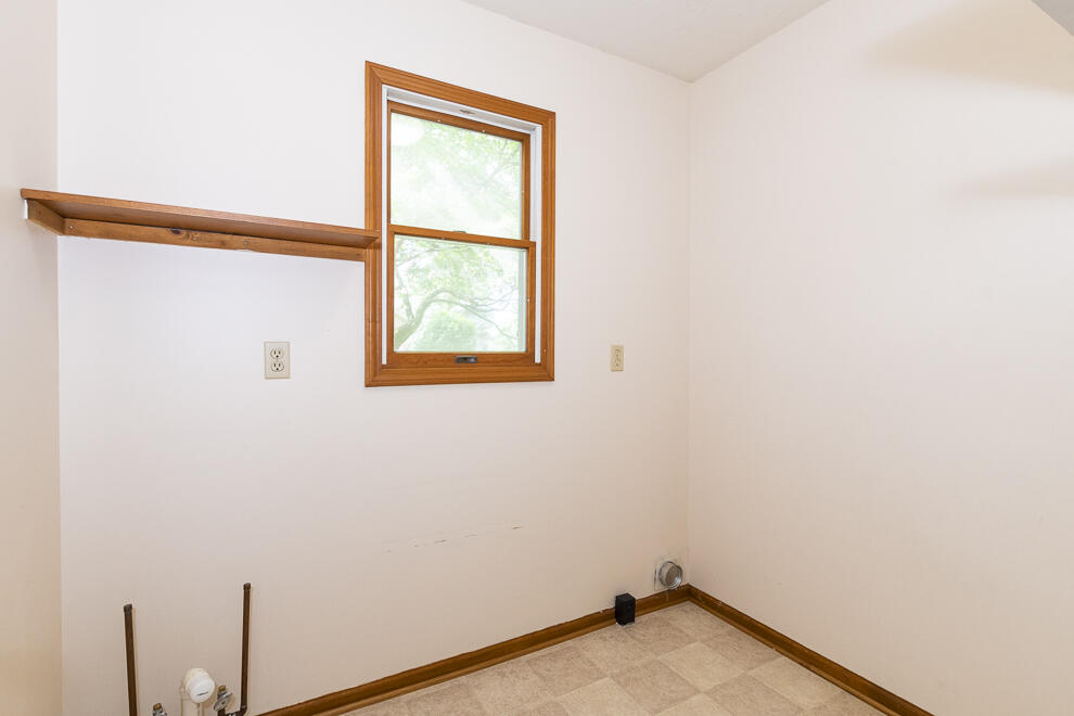 6332 Rothbury Street Portage, MI 49024 - Photo 21 of 51 RN5_1891