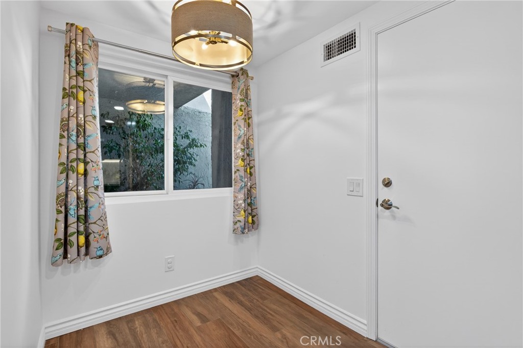 23102 Kimmore Terrace Valencia, CA 91355 - Photo 11 of 45 Breakfast Nook
