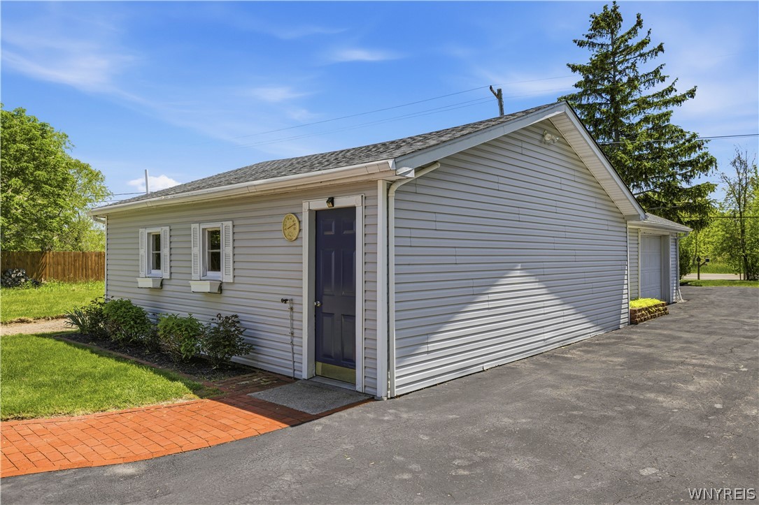 2409 Lake Road Porter, NY 14131 - Photo 44 of 50