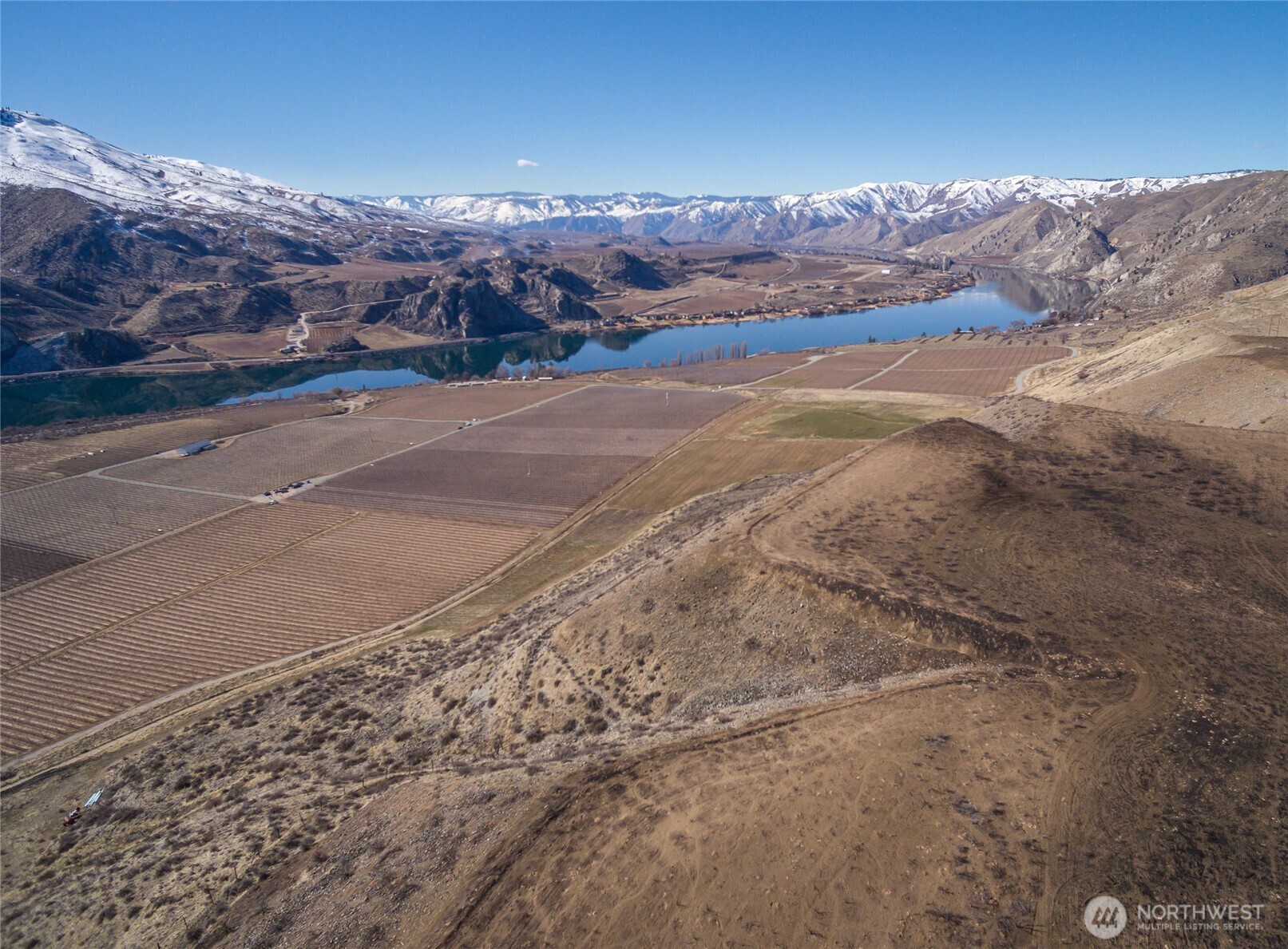 15 Chelan Butte Road Chelan, WA 98816 - Photo 11 of 31 a view of city and mountain