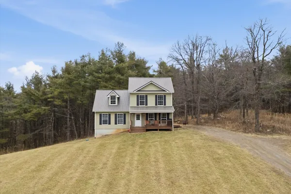 $471,500 | 202 Panther Drive Southeast, Floyd, VA 24091