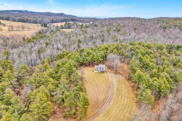 $471,500 | 202 Panther Drive Southeast, Floyd, VA 24091