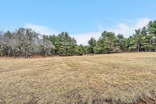 $471,500 | 202 Panther Drive Southeast, Floyd, VA 24091