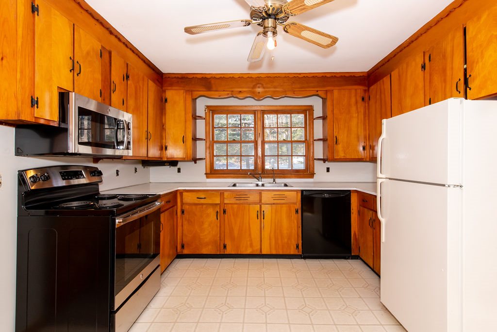 69 Bellamy Road Dover, NH 03820 - Photo 9 of 40