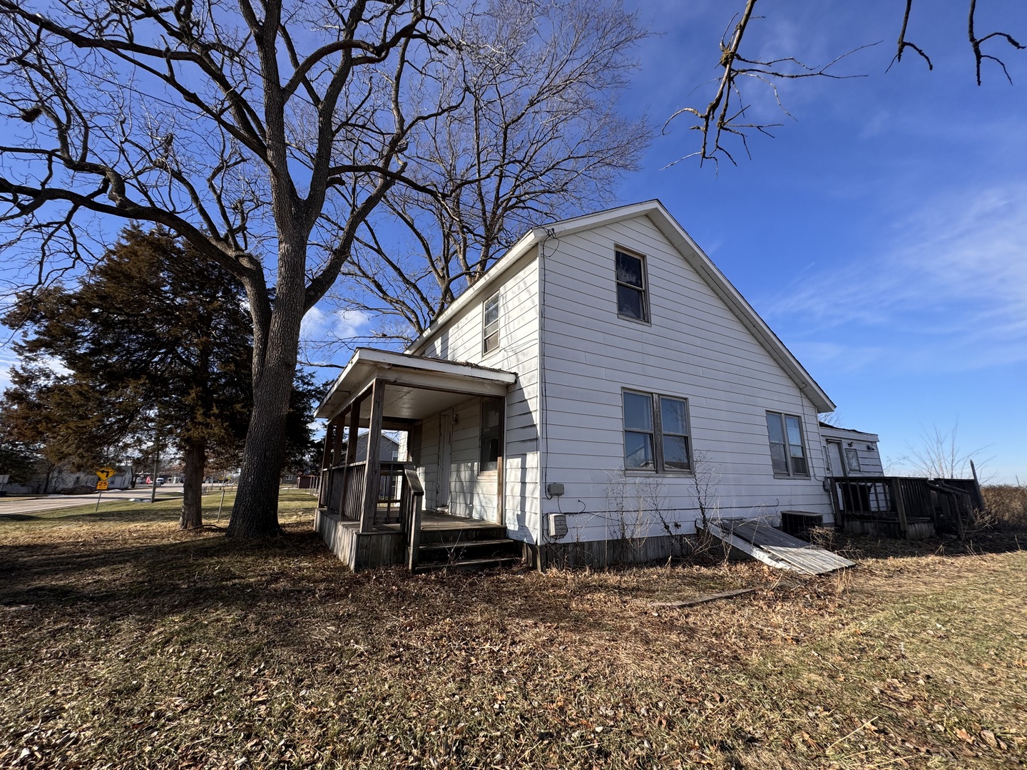 224 East State Street Washburn, IL 61570 - Photo 4 of 16