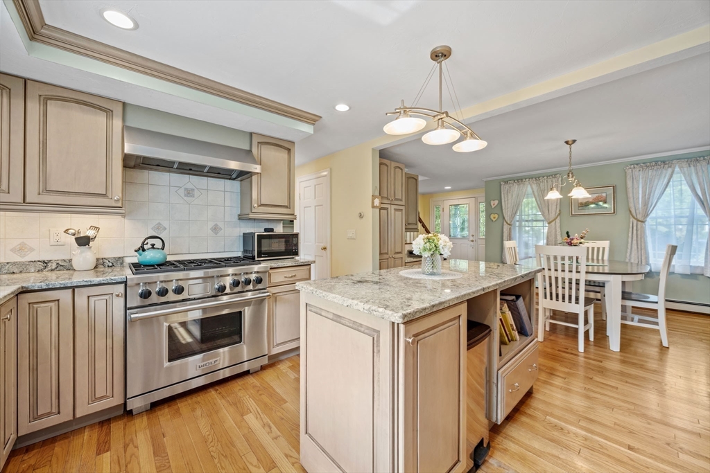 35 Raymond Road Plymouth, MA 02360 - Photo 4 of 42