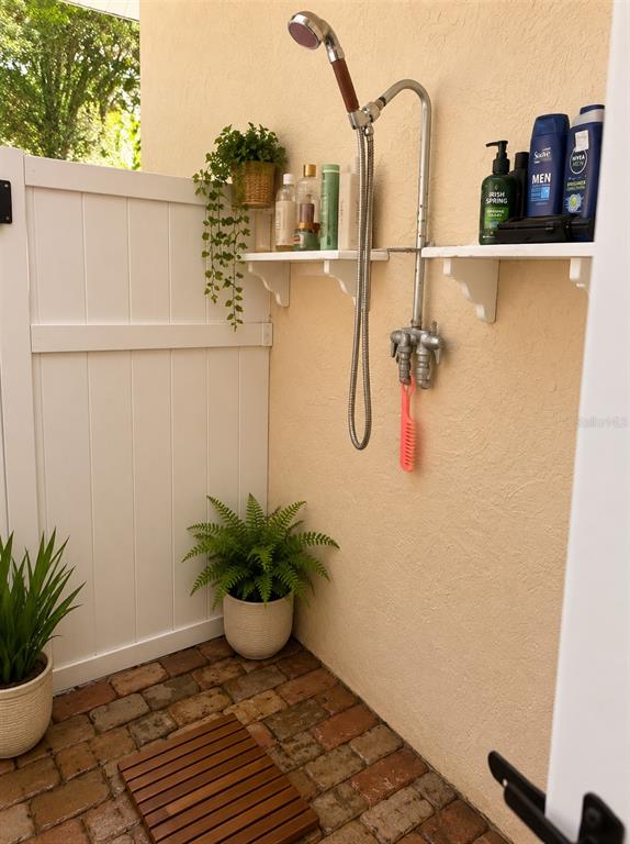 308 Cypress Road Venice, FL 34293 - Photo 18 of 21 Gallery Image 18