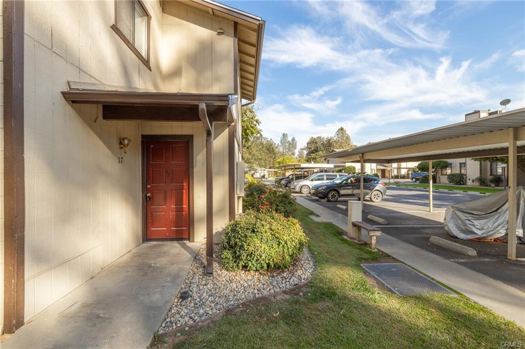 49400 River Park Road, Unit 17 Oakhurst, CA 93644 - Photo 18 of 34 a view of a porch