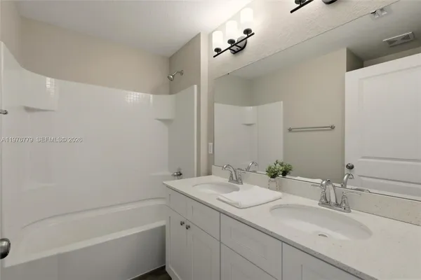 $319,000 | 6809 Dickinson Drive, Sebring, FL 33872