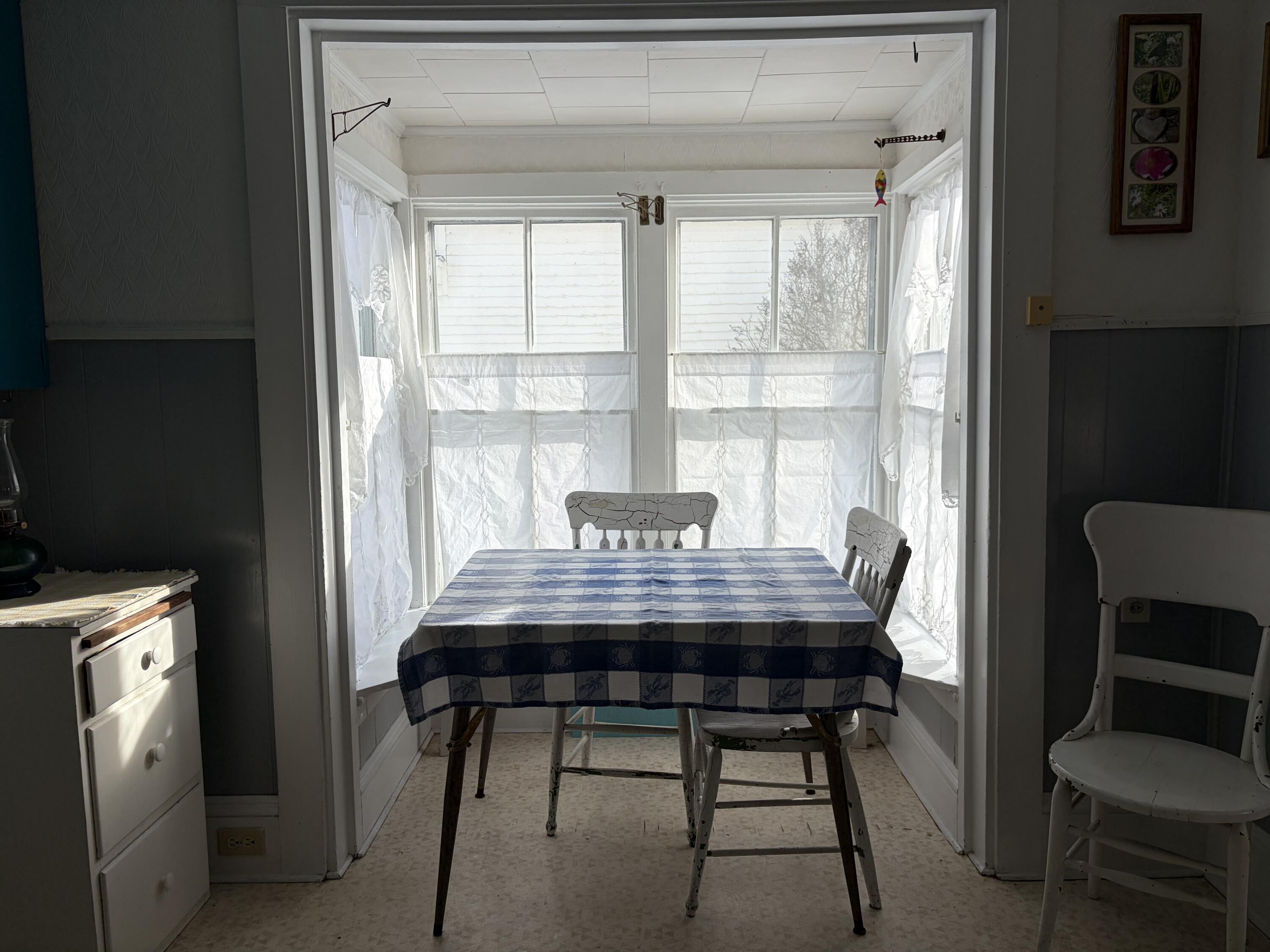 11 Cottage Street Vinalhaven, ME 04863 - Photo 11 of 27 Dining Alcove