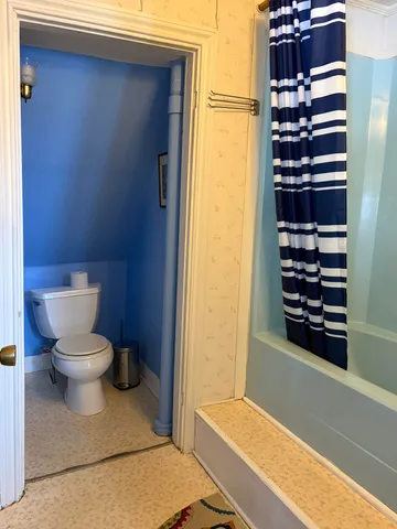 $305,000 | 11 Cottage Street, Vinalhaven, ME 04863