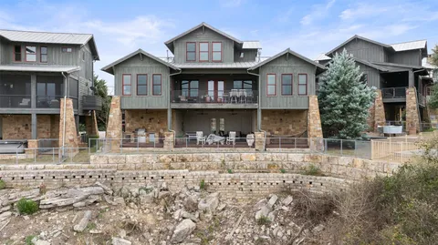 $1,850,000 | 2217 Sea Biscuit Cove, Unit 127, Spicewood, TX 78669