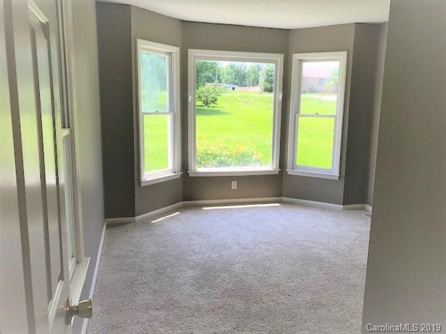 5512 Griffith Road Monroe, NC 28112 - Photo 27 of 36 an empty room with a window