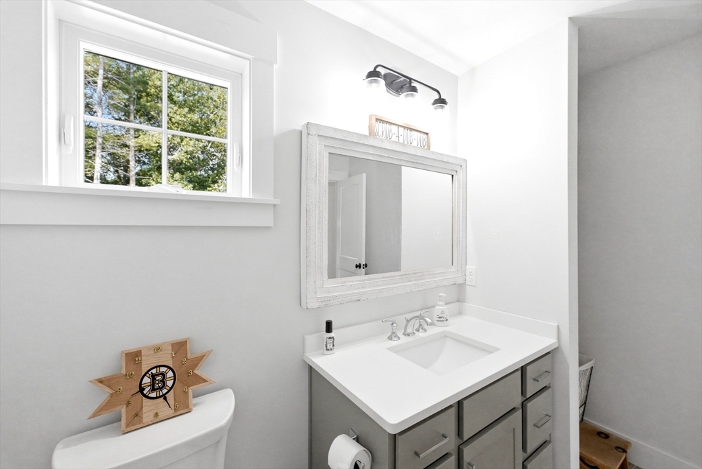 3 Trinity Circle Bridgewater, MA 02324 - Photo 34 of 42