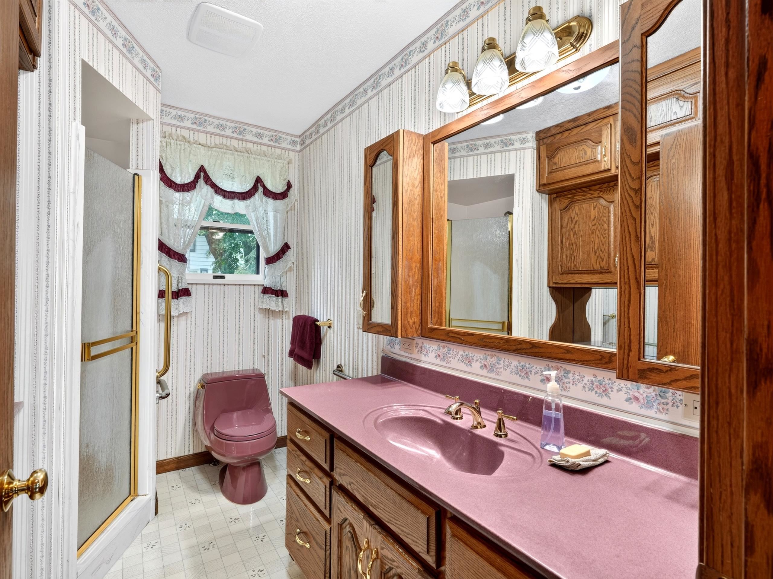 204 Russell Road Kawkawlin, MI 48631 - Photo 21 of 82 Gallery Image 21