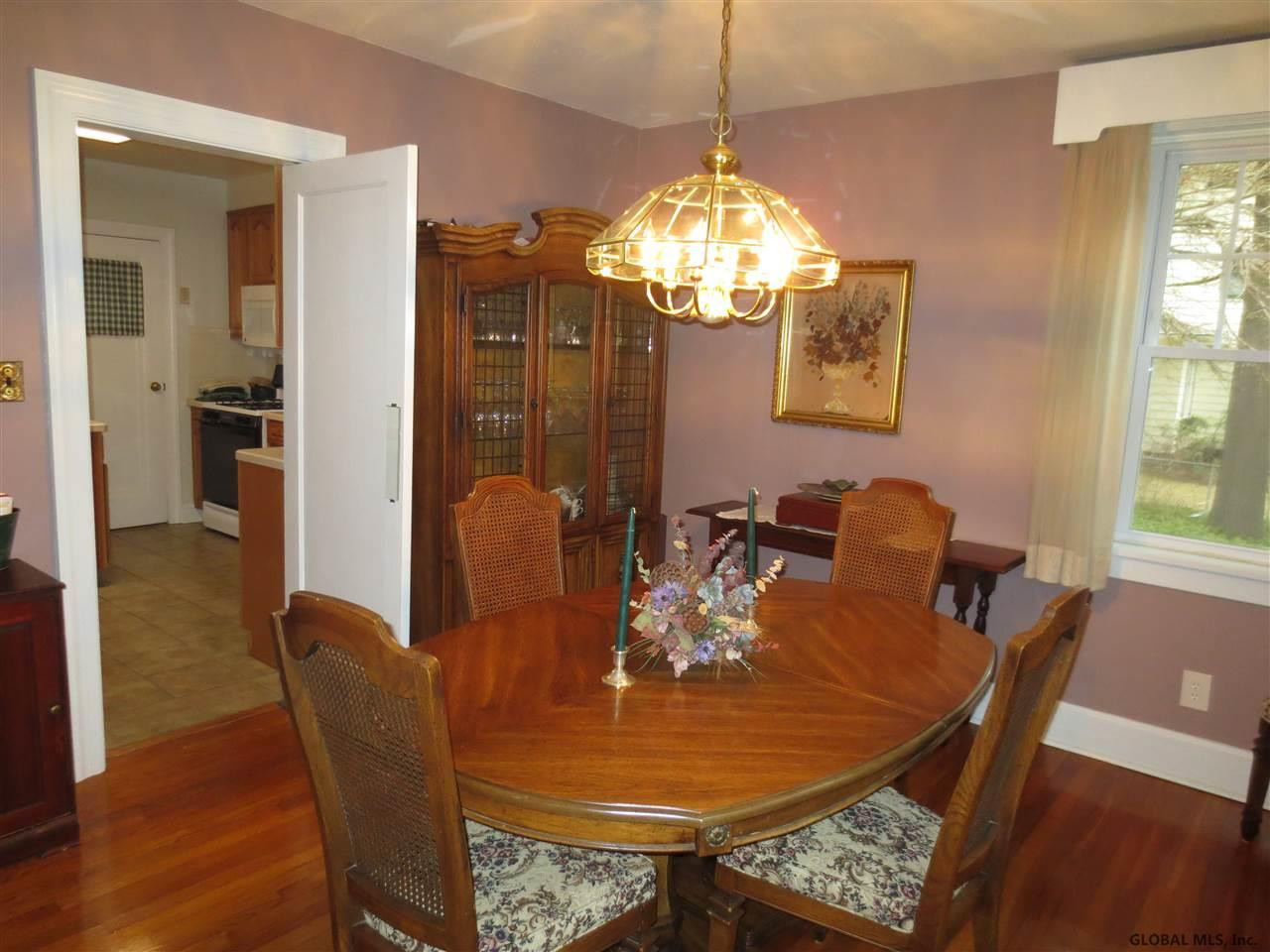 43 Winne Road Bethlehem, NY 12054 - Photo 4 of 21 Photo 4