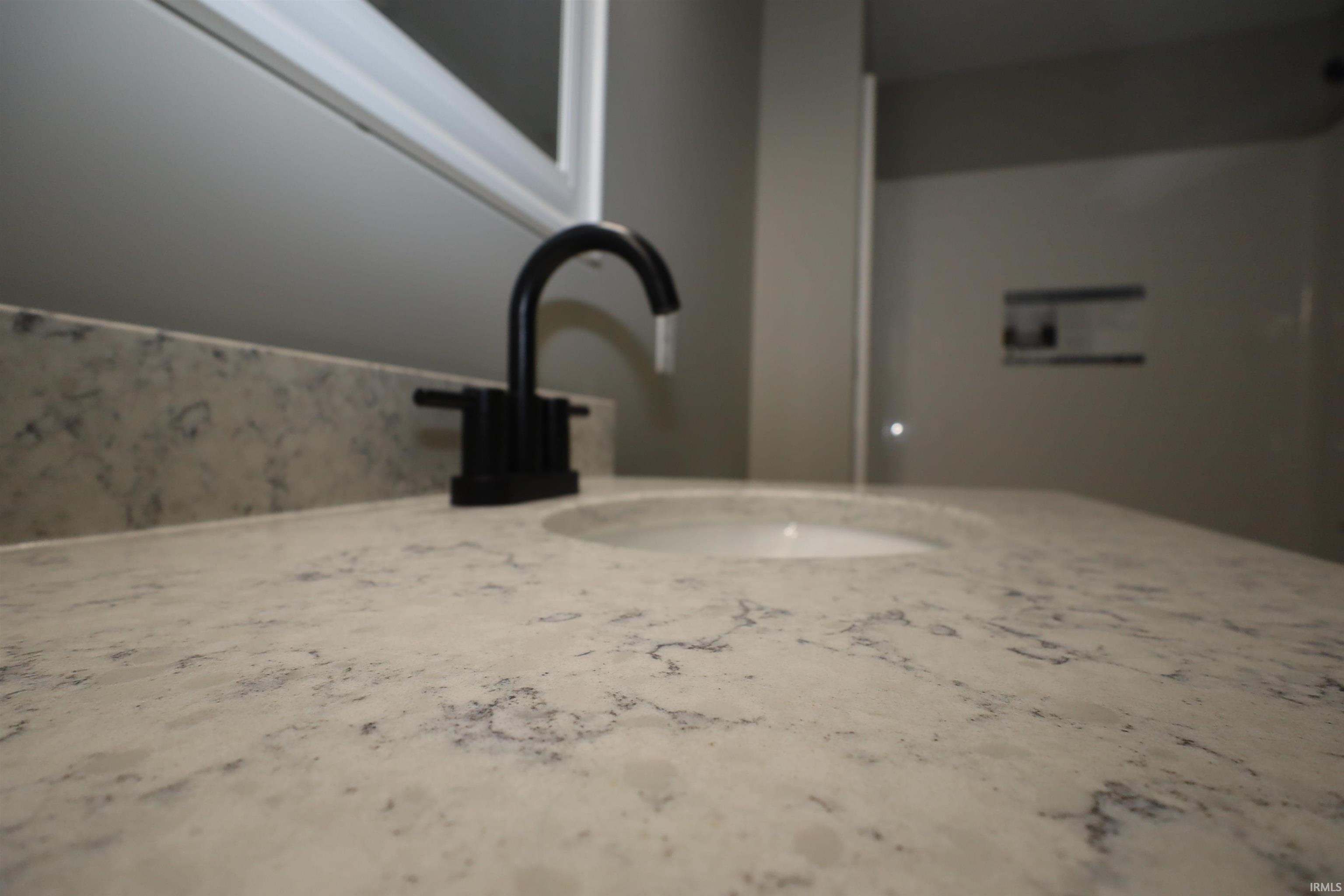 2180 & 2190 Barr Street Fort Wayne, IN 46803 - Photo 12 of 34