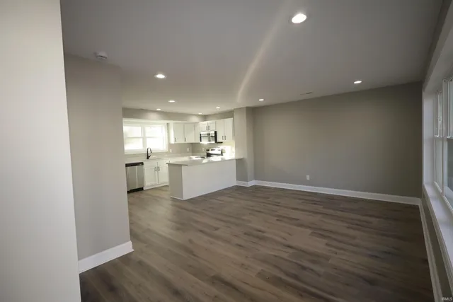 $389,900 | 2180 & 2190 Barr Street, Fort Wayne, IN 46803