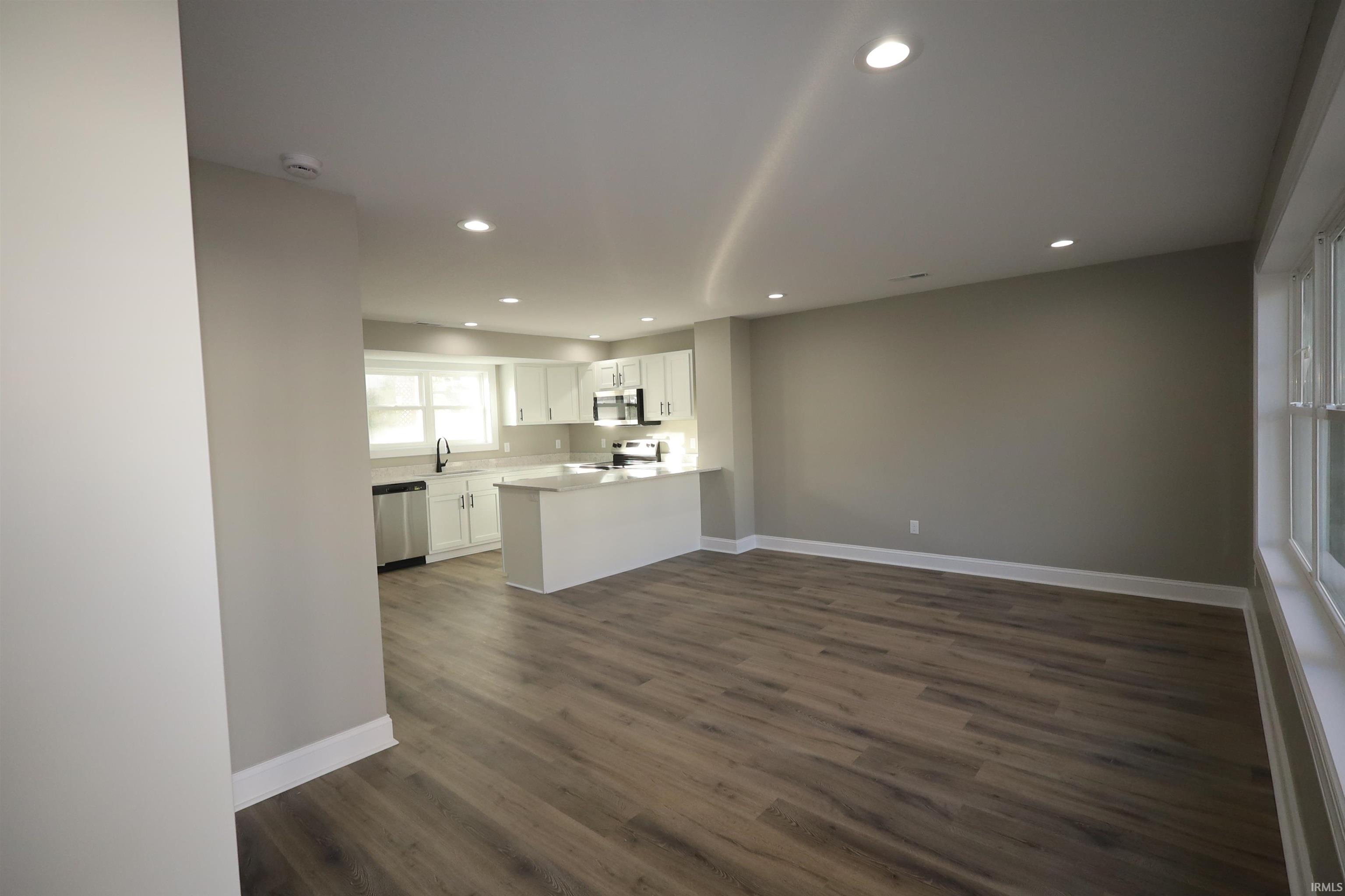 2180 & 2190 Barr Street Fort Wayne, IN 46803 - Photo 16 of 34