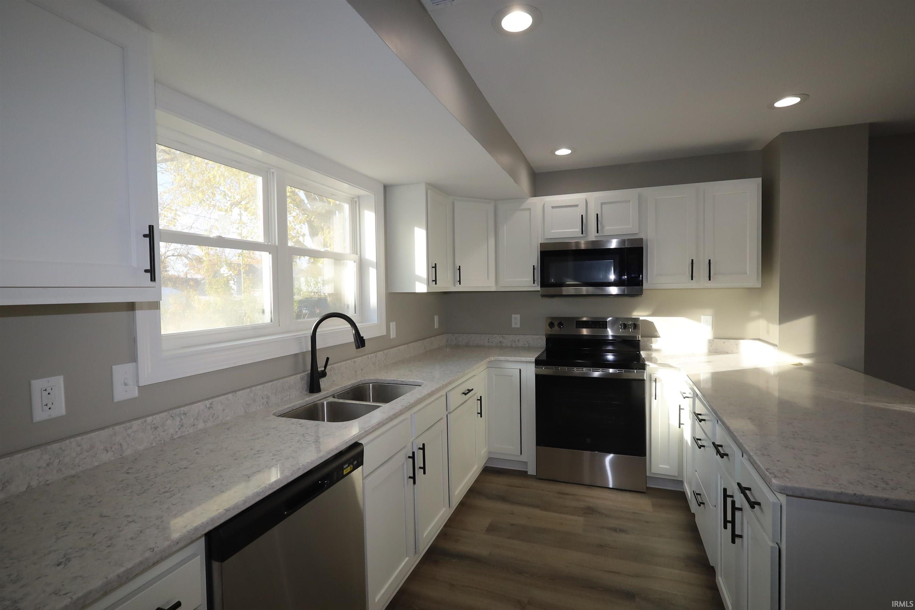 2180 & 2190 Barr Street Fort Wayne, IN 46803 - Photo 18 of 34