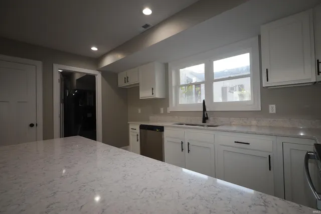 $389,900 | 2180 & 2190 Barr Street, Fort Wayne, IN 46803