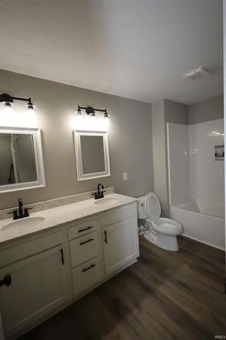 $389,900 | 2180 & 2190 Barr Street, Fort Wayne, IN 46803