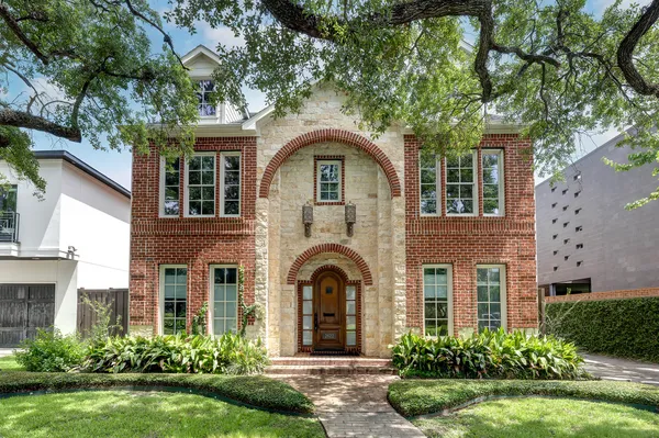 $1,649,000 | 2622 Tangley Street, West University Place, TX 77005