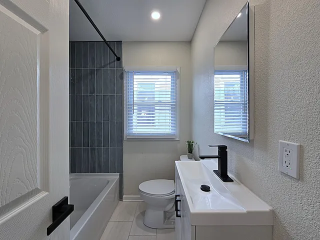 $289,900 | 2546 South 13th Street, Milwaukee, WI 53215