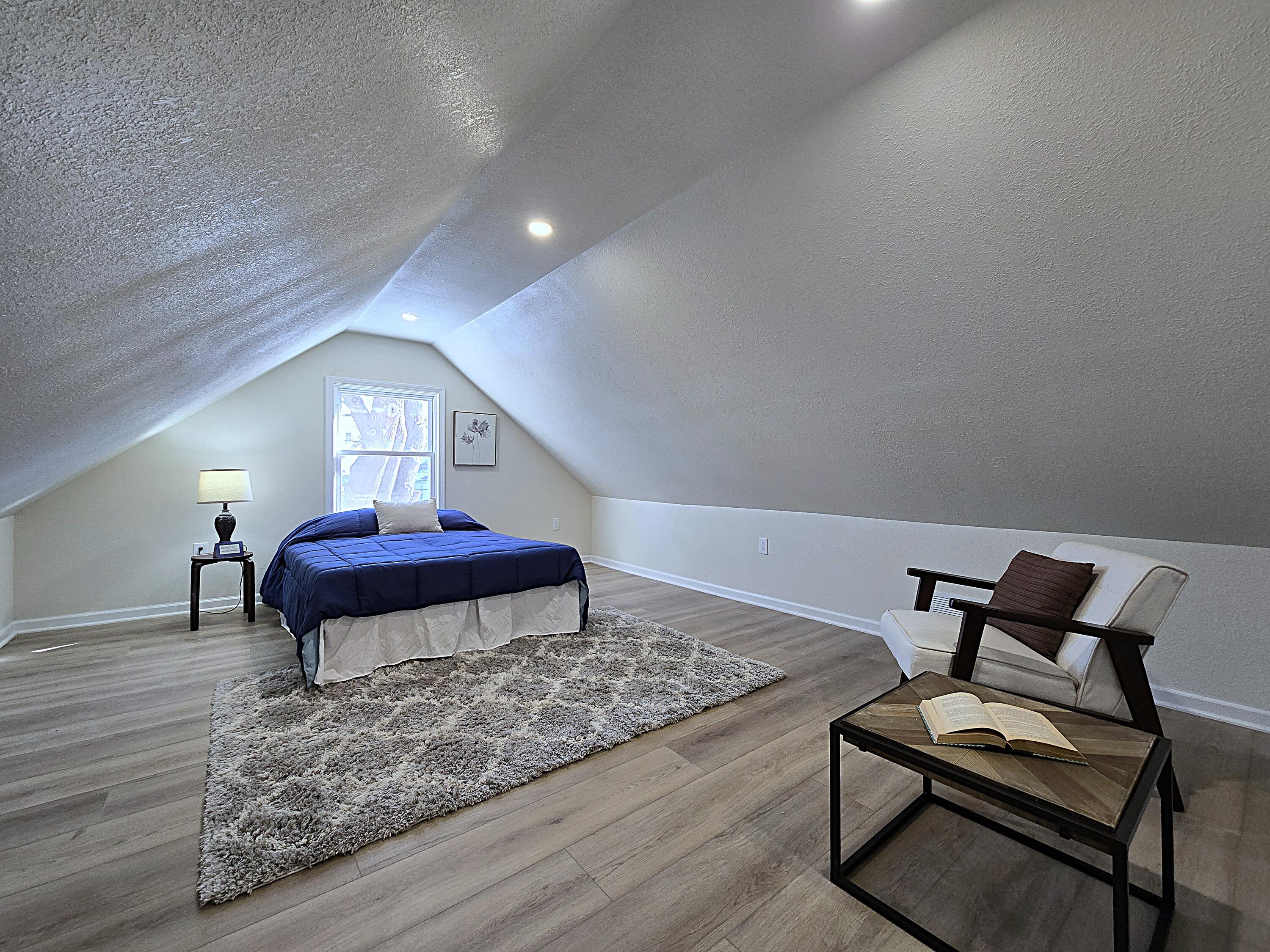 2546 South 13th Street Milwaukee, WI 53215 - Photo 17 of 53 Bedroom 1