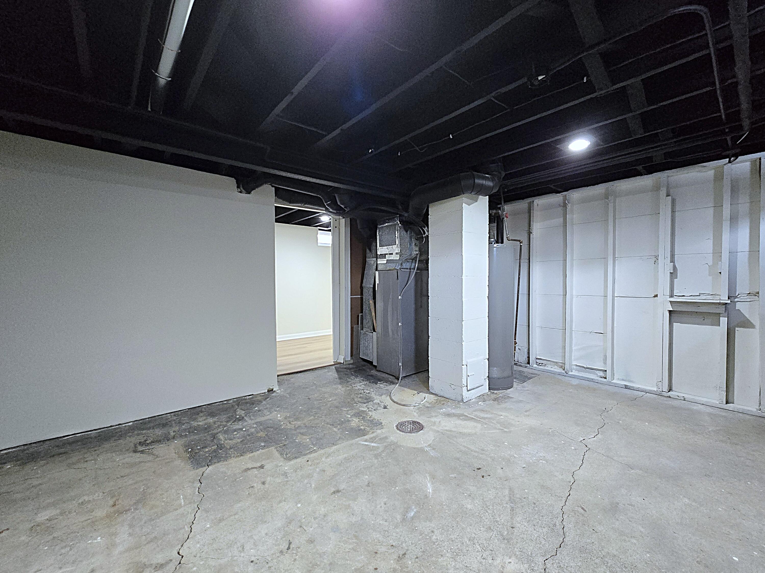 2546 South 13th Street Milwaukee, WI 53215 - Photo 44 of 53 Clean Basement