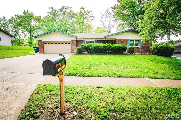 $220,000 | 12783 Stoneridge Drive, Black Jack, MO 63033