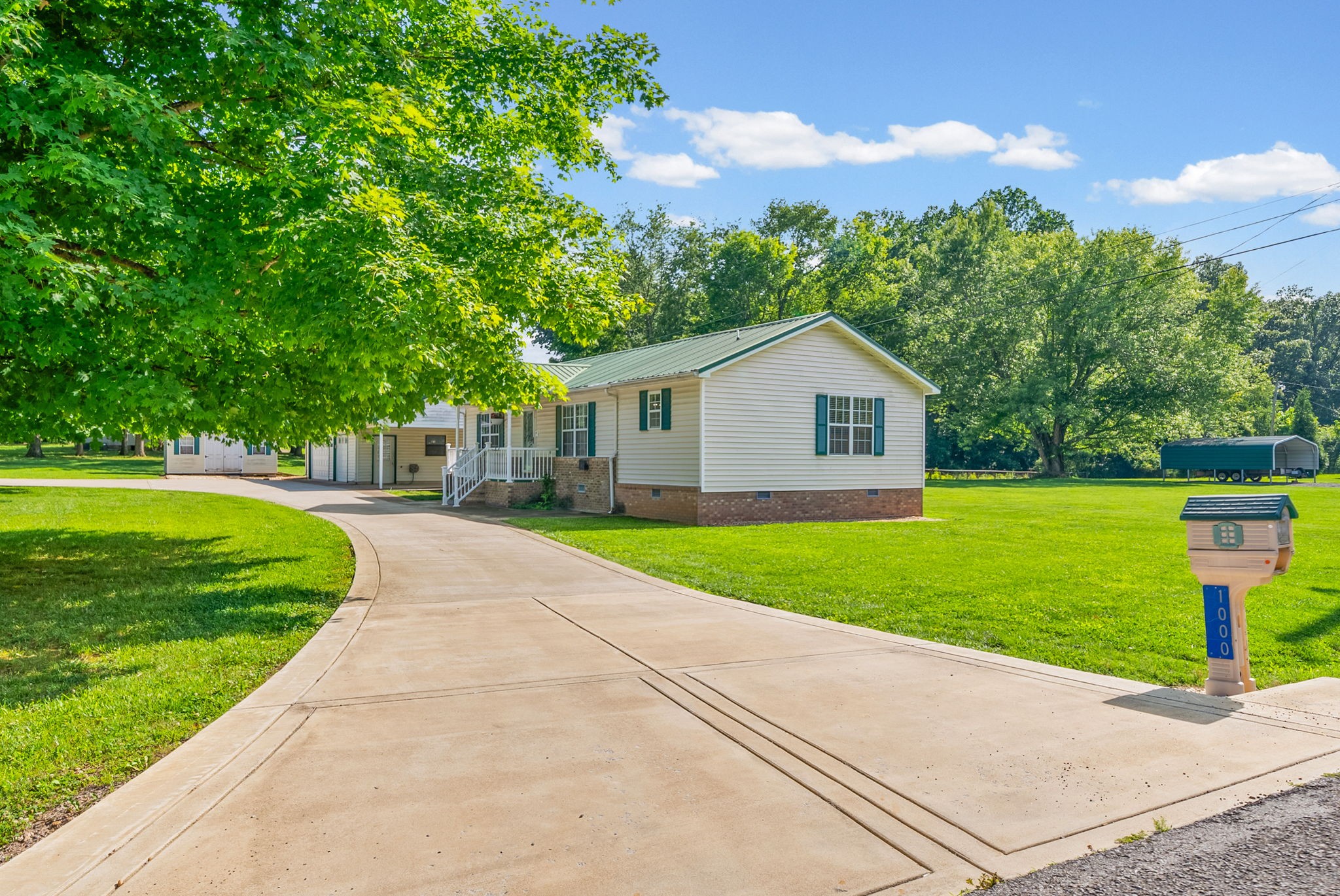 1000 Kay Road Clarksville, TN 37042 - Photo 4 of 44 Gallery Image 4