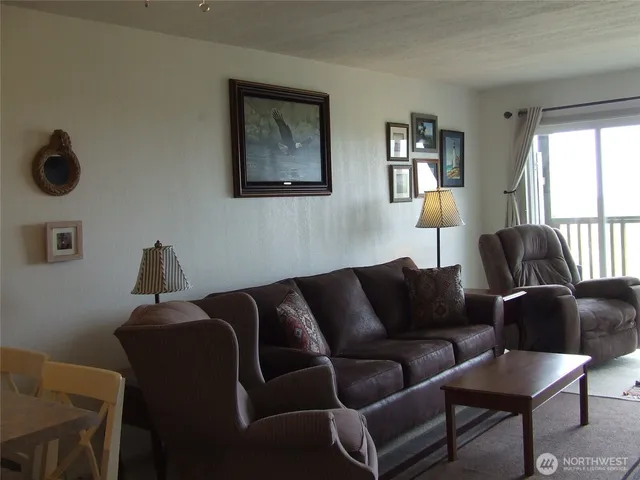 $50,000 | 304 Northwest 14th Street Northwest, Unit 207, Long Beach, WA 98631