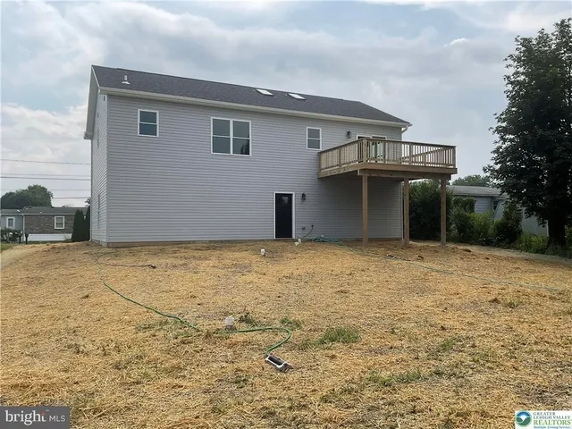 $519,900 | 2827 Willow Street, Coplay, PA 18037