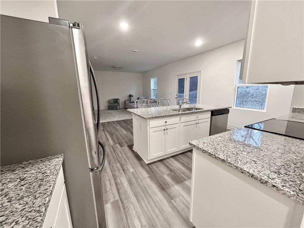 129 Carnaby Street Winder, GA 30680 - Photo 6 of 32