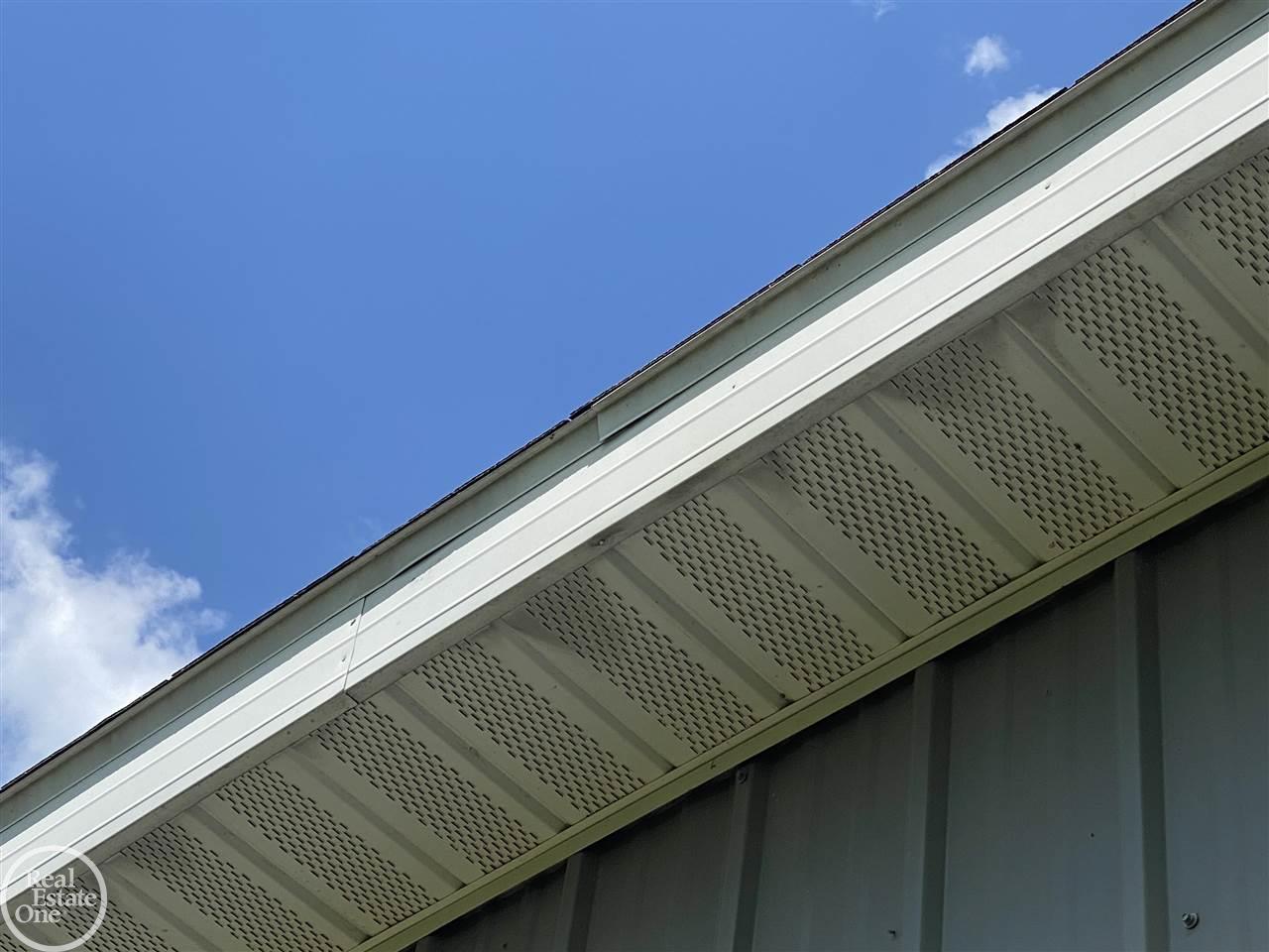 1300 Yule Road Leonard, MI 48367 - Photo 47 of 53 50075015-46.JPG