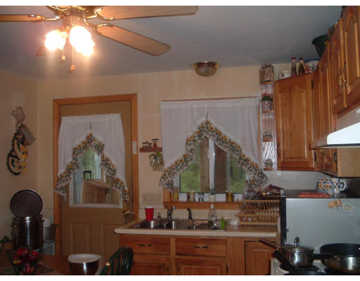 14 Merriwether Road Worcester, MA 01602 - Photo 7 of 14 Gallery Image 7