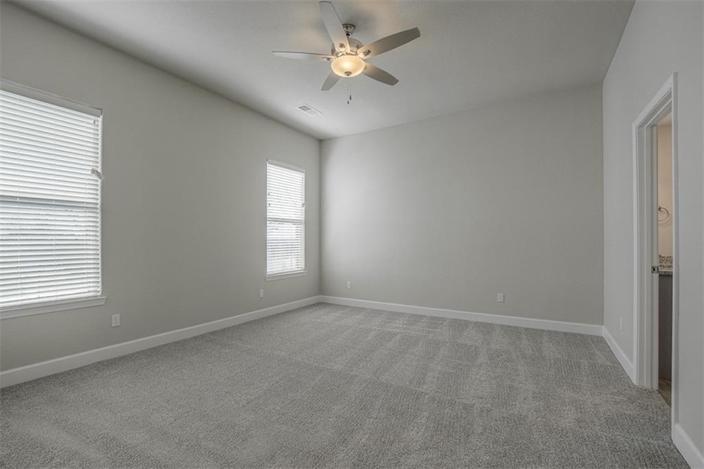 8408 North Greentree Drive Lenexa, KS 66227 - Photo 19 of 41