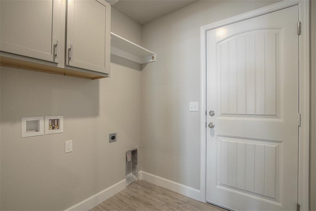 8408 North Greentree Drive Lenexa, KS 66227 - Photo 30 of 41