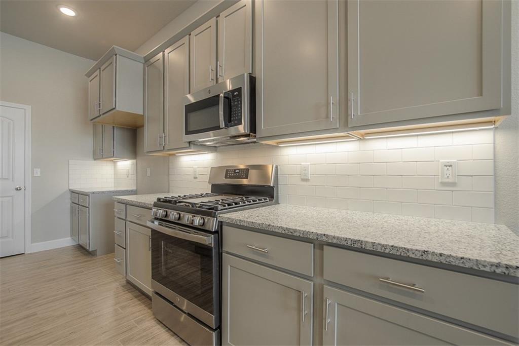 8408 North Greentree Drive Lenexa, KS 66227 - Photo 33 of 41