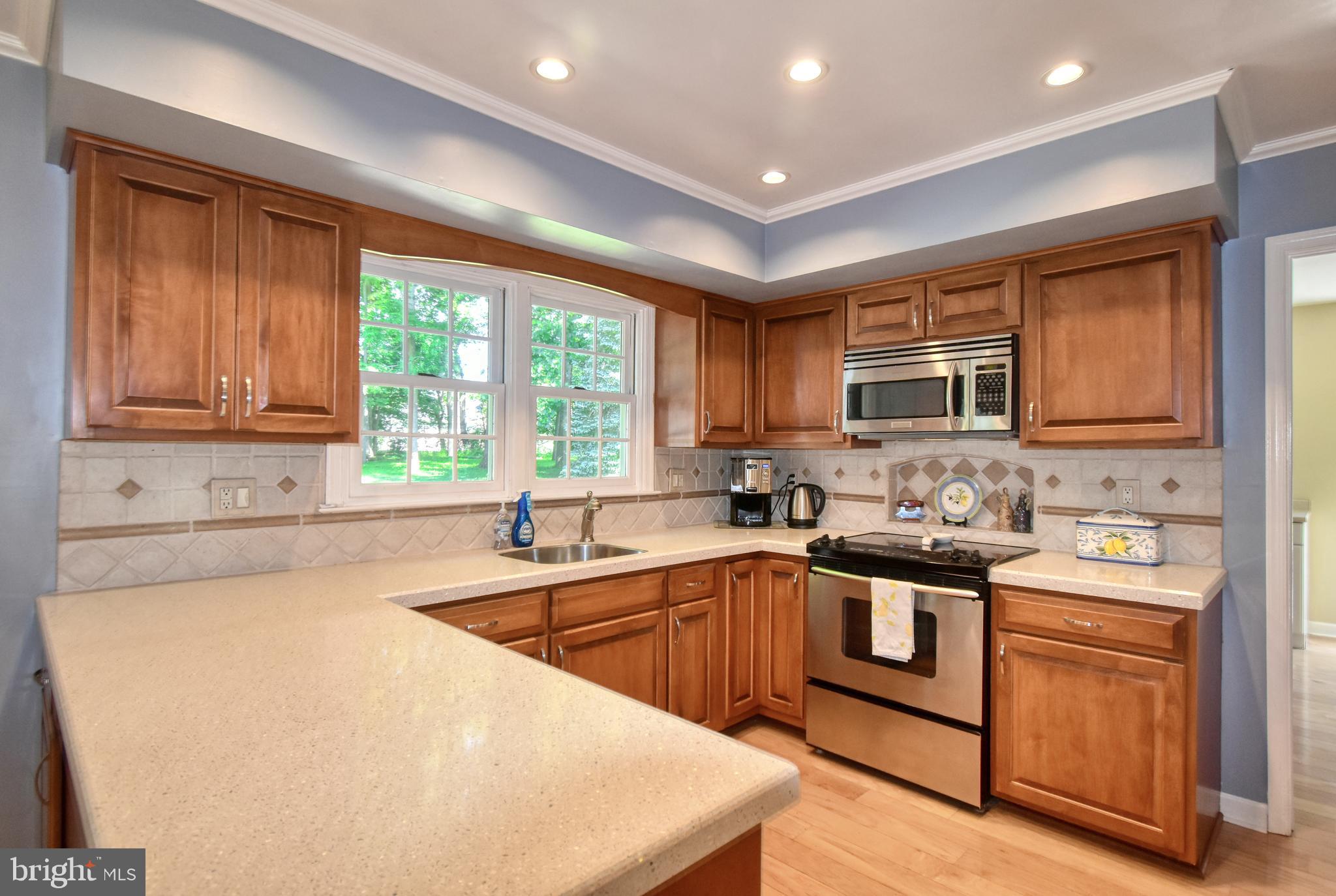 4958 Edgewood Road Doylestown, PA 18902 - Photo 11 of 47 Breakfast Far with Quartz Countertops