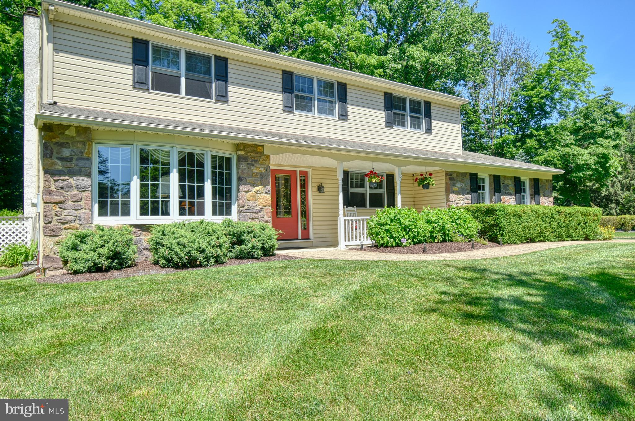 4958 Edgewood Road Doylestown, PA 18902 - Photo 4 of 47 Bay Windows Front and Back