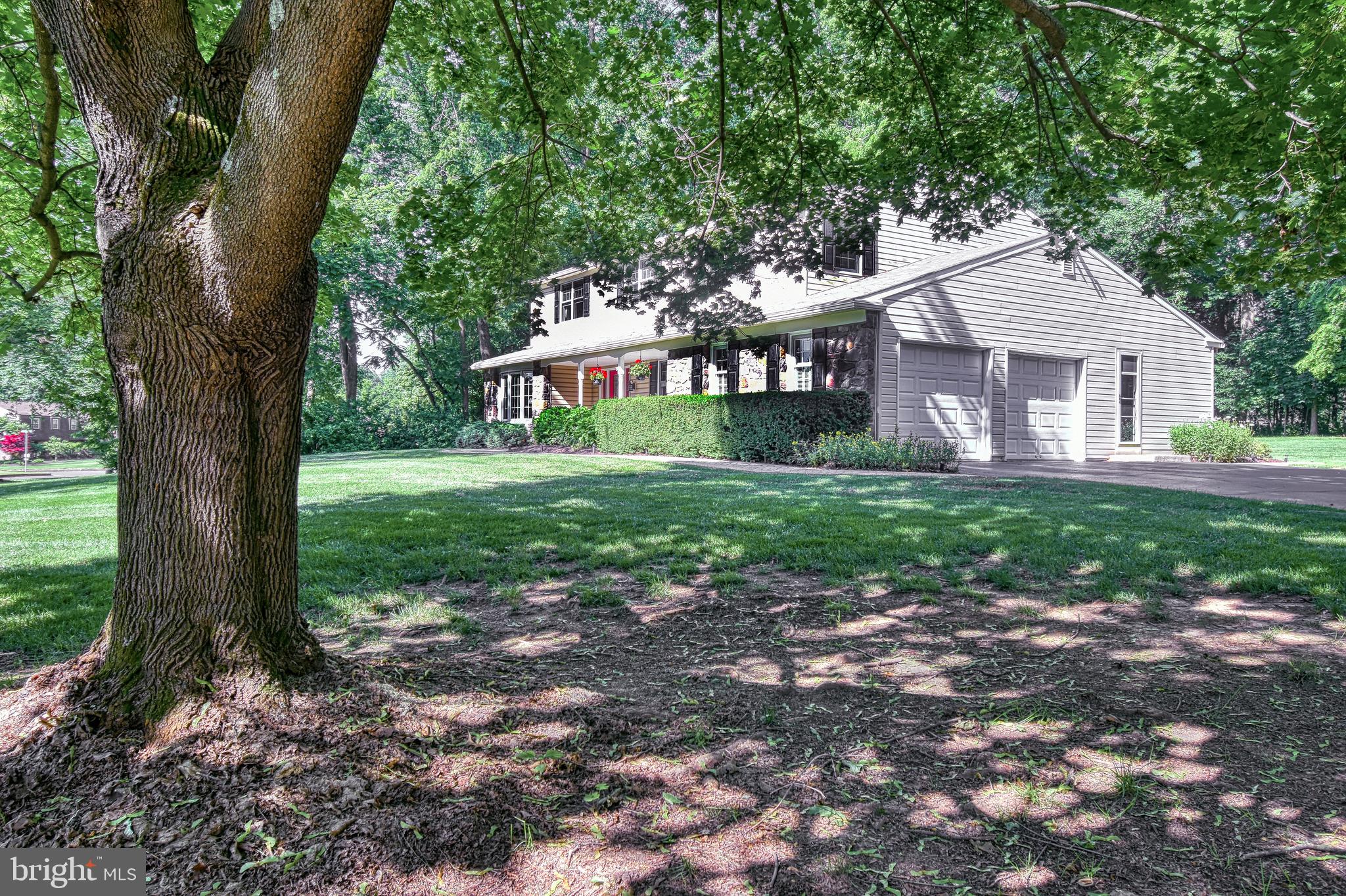 4958 Edgewood Road Doylestown, PA 18902 - Photo 7 of 47 1 Acre Lot/ Manicured Lawn front and Back