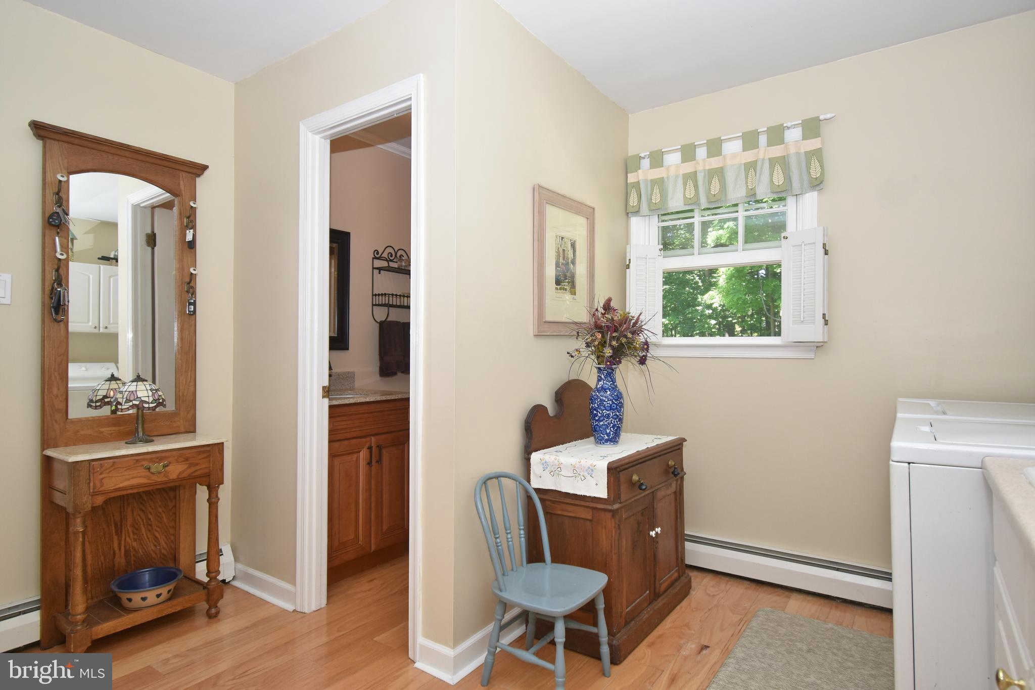 4958 Edgewood Road Doylestown, PA 18902 - Photo 10 of 47