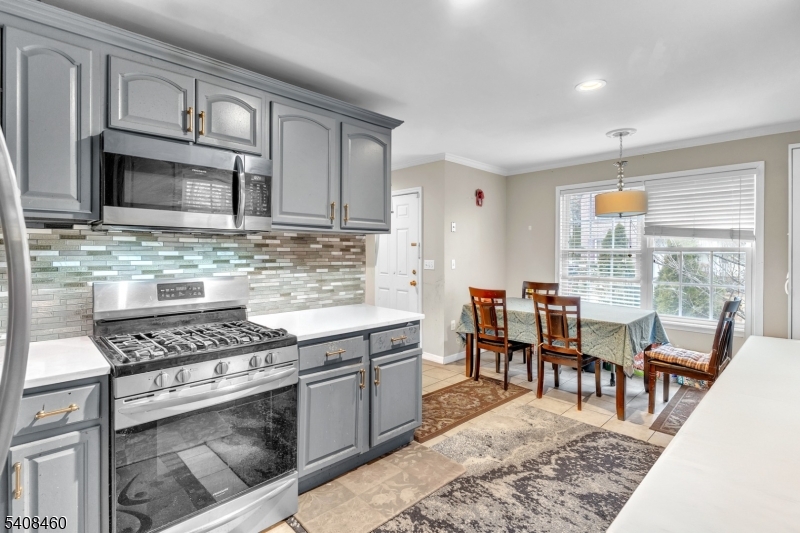 708 East Front Street, Unit 5 Plainfield, NJ 07062 - Photo 3 of 23